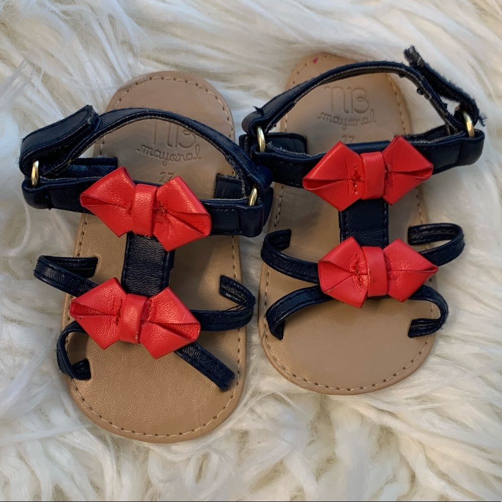 ✔️SOLD✔️ Mayoral Bow Sandals